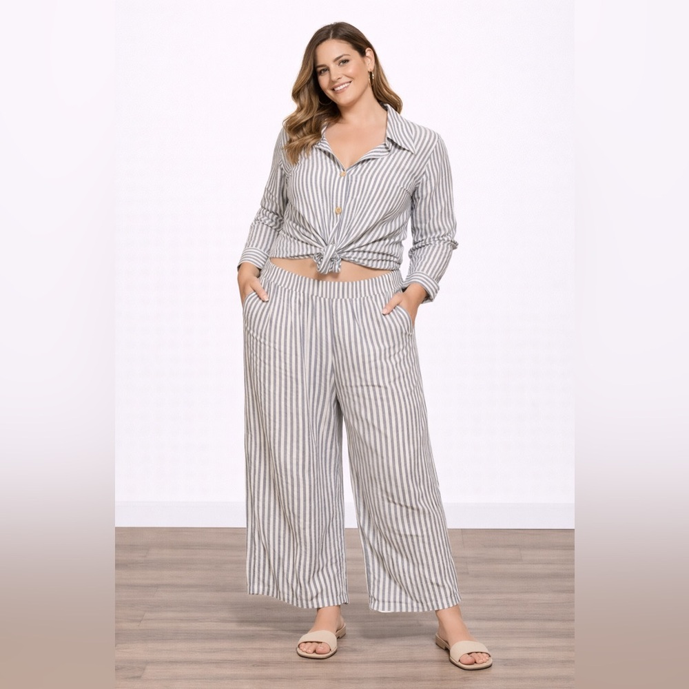 Cider Vertical Stripe Jumper in Cream and Gray